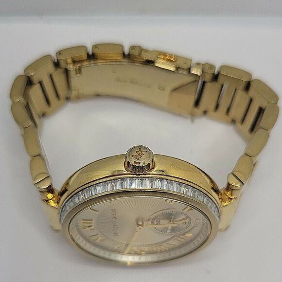 Michael Kors MK5867 Women's Stainless Steel Analog Champagne Dial Watch BC879 - Picture 7 of 10